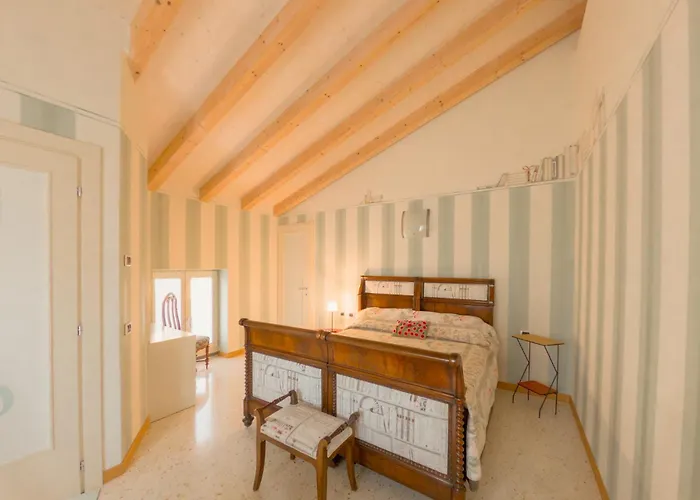 A Casa Di Maria Como