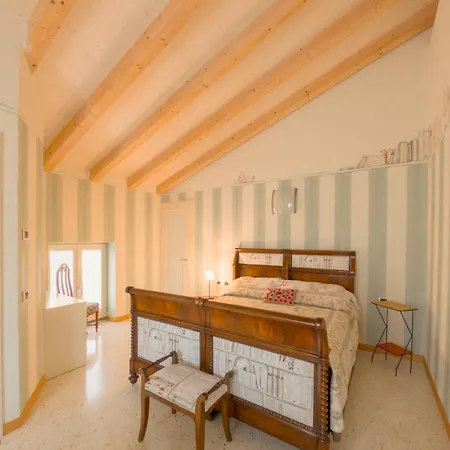 A Casa Di Maria Como